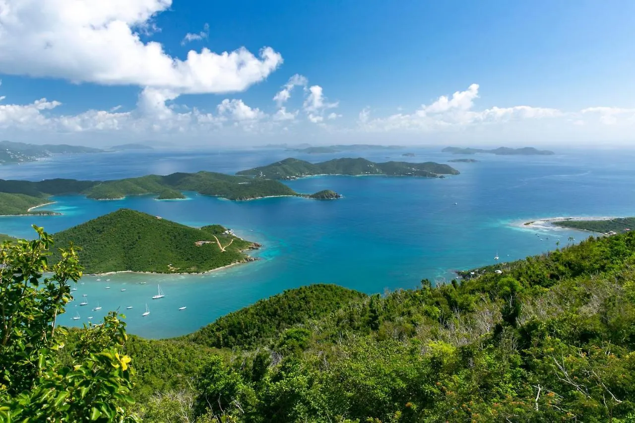 Отель Calichi At Picture Point Saint John Island Гостевой дом